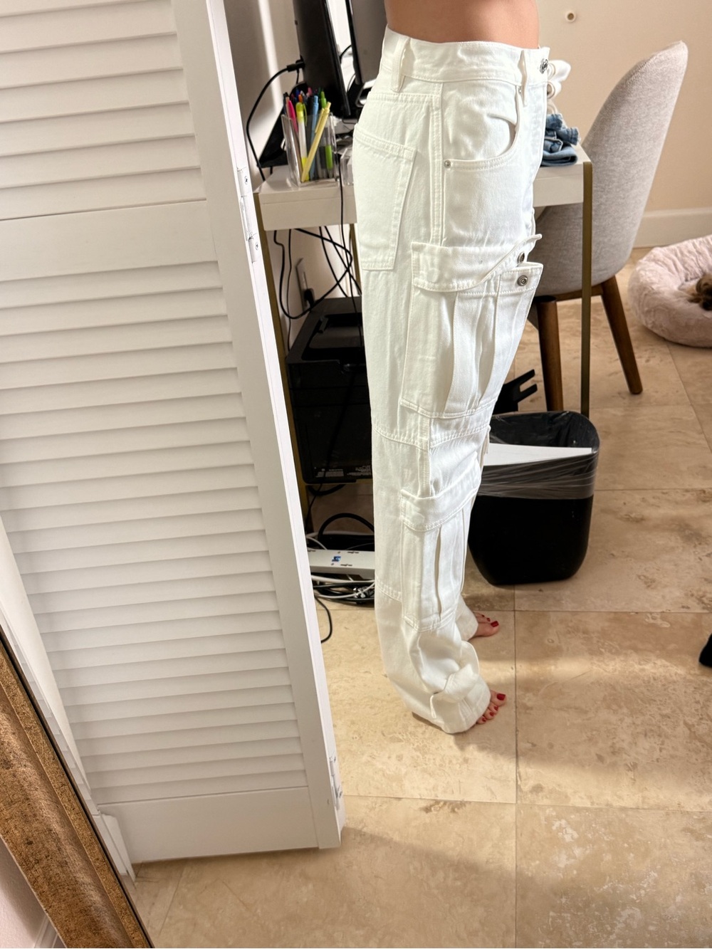 GRLFRND White Wide-Leg Cargo Pants - Picture 5 of 6